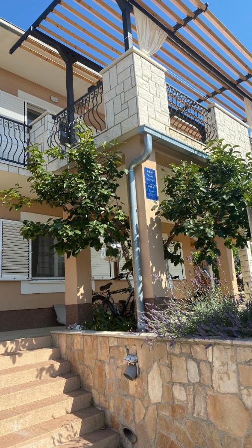 Lavanda Milna  Exterior photo
